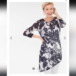 CHICO'S Travelers NWT  Slinky Stretch Mesh Top Size 2 US SM. Navy/wht 3/4 sleeve